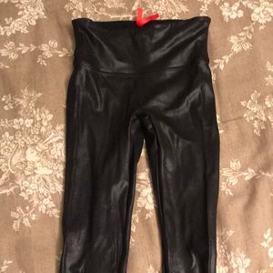 Spank faux leather legging